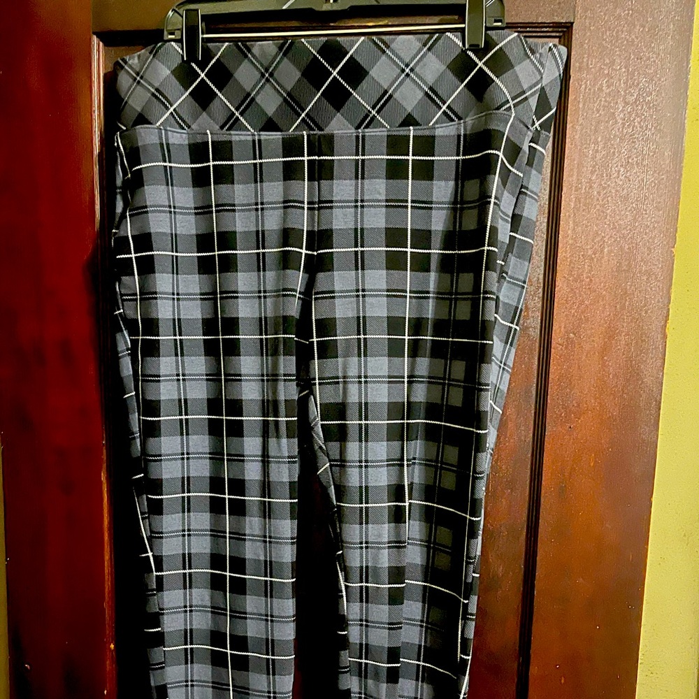 Torrid Pixie Pant Black and Gray Plaid-2T/18-20T